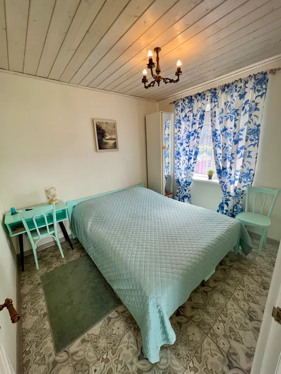 Коттедж Дом на берегу озера Селигер в сосновом бору — Осцы