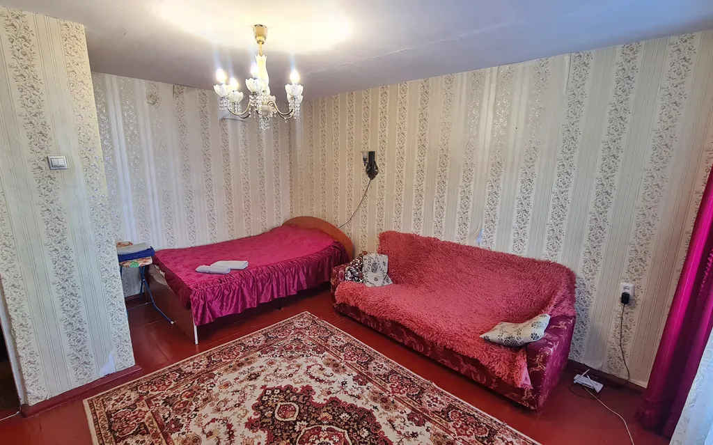 Квартира в центре города — аренда посуточно в Ялуторовск