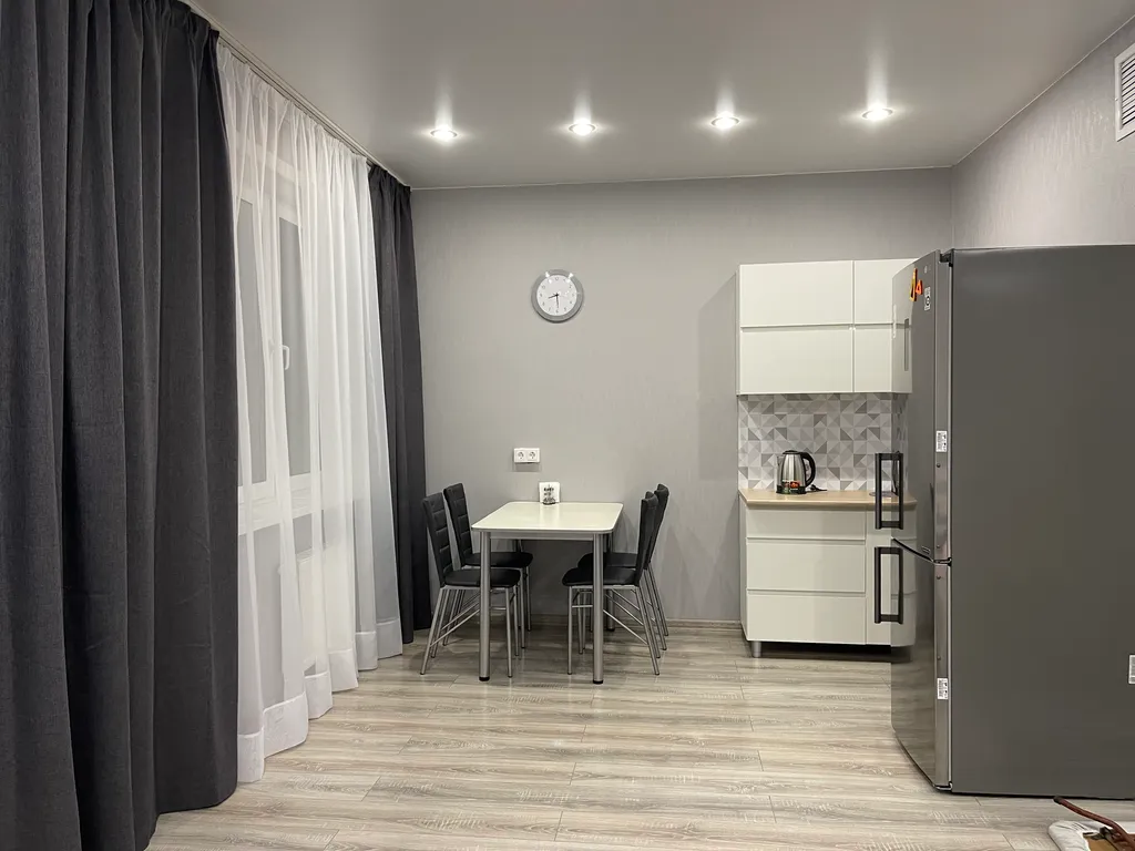 Уютная квартира-студия в новом доме — аренда посуточно в Иркутск