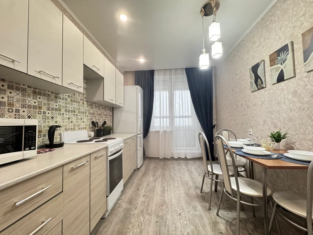 Квартира Квартира Трёшка комфорт-класса с балконом — Нижний Новгород