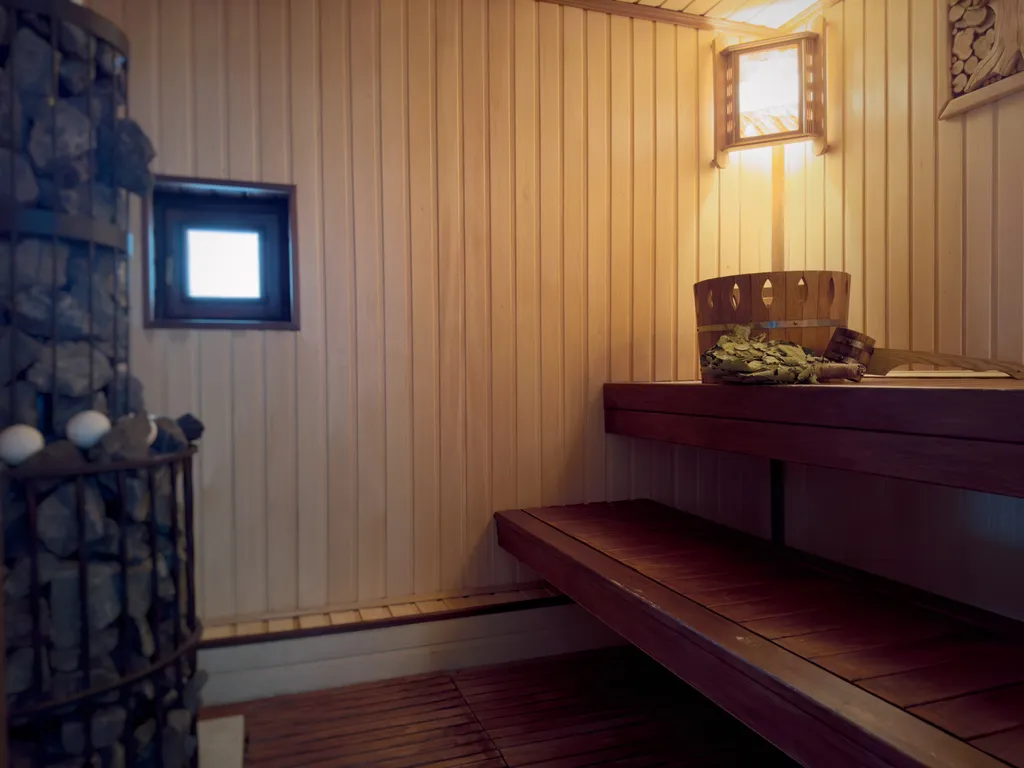 Уютный дом с бассейном и баней для отдыха, семейных праздников