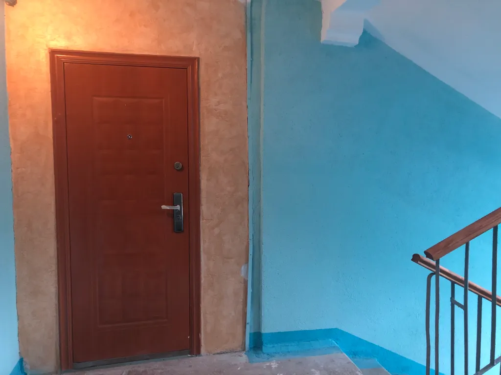 Трёхкомнатная с евро ремонтом