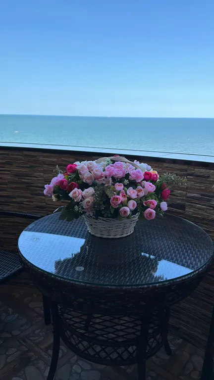 Квартира с видом на море, квартира на берегу моря