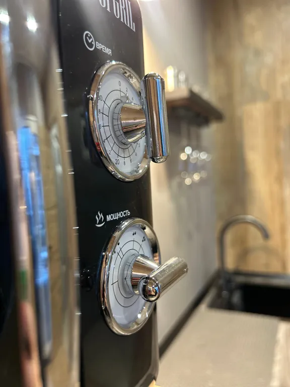 Стильный дом из морского контейнера