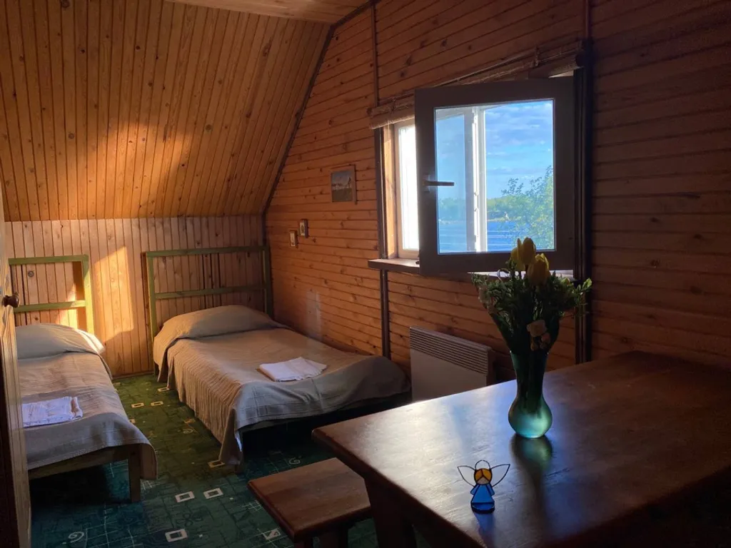 Мансардный этаж частного дома с видами на монастырь и море