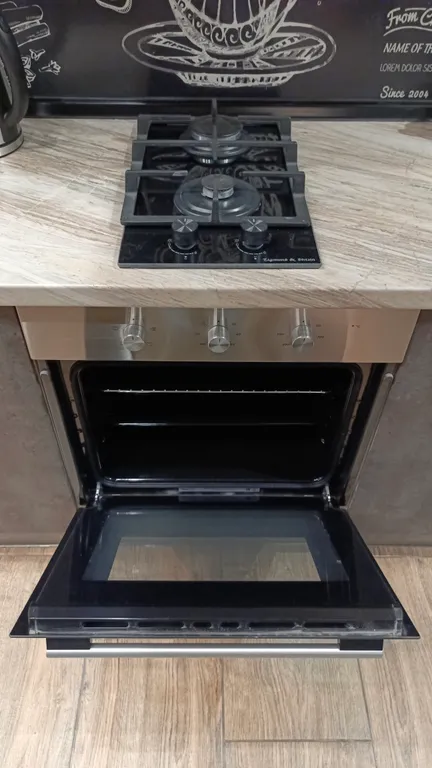 Атмосферная двухуровневая квартира с видом на Петропавловский парк