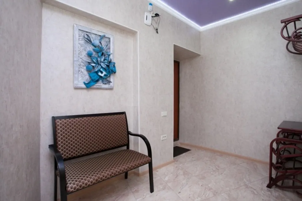 Шикарные двухкомнатные апартаменты на полощади Революции с джакузи