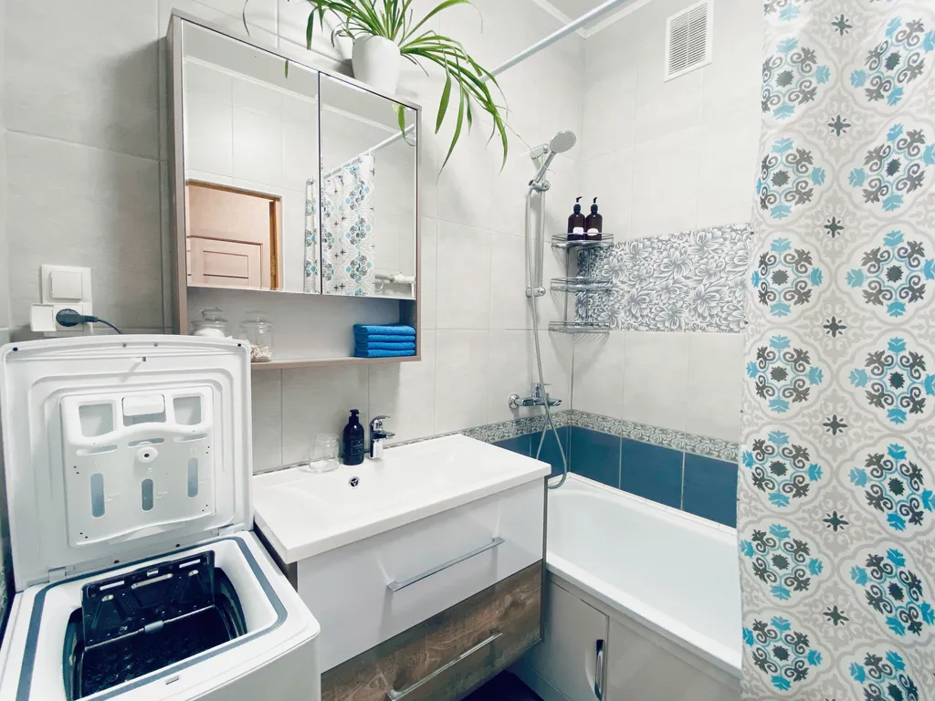 Русские узоры-большая семейная квартира в историческом центре города