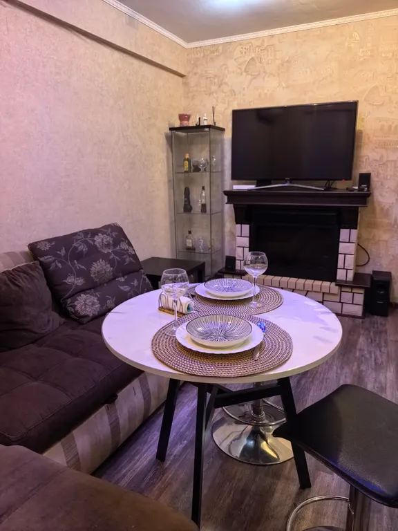 Квартира Просторная 3-комнатная квартира — Донской