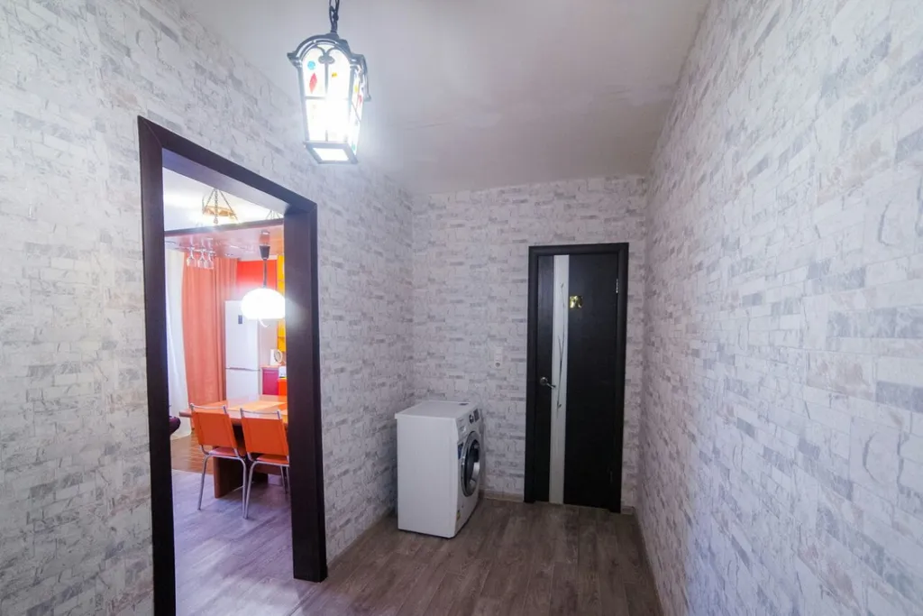 Квартира Квартира Удобная теплая 1-комнатная возле Планеты — Красноярск