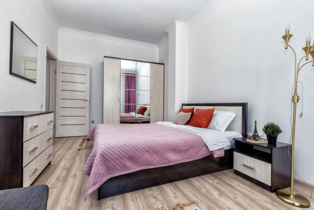 Уютная трёхкомнатная квартира с тремя двухспальними кроватями