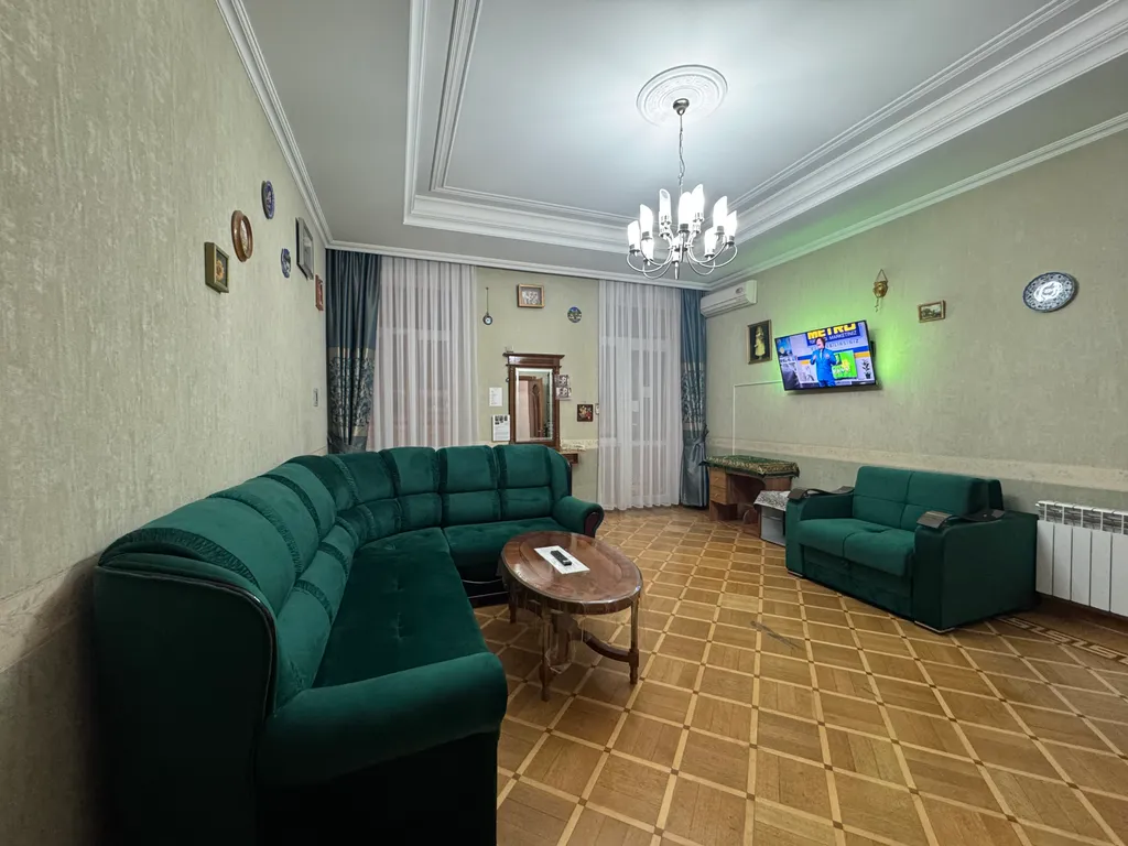 Площадь фонтанов - сердце центра Баку