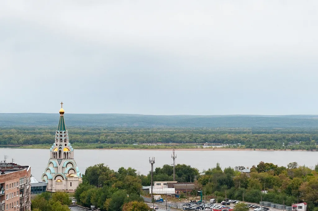 Квартира рядом с набережной, шикарным видом на Волгу и с джакузи