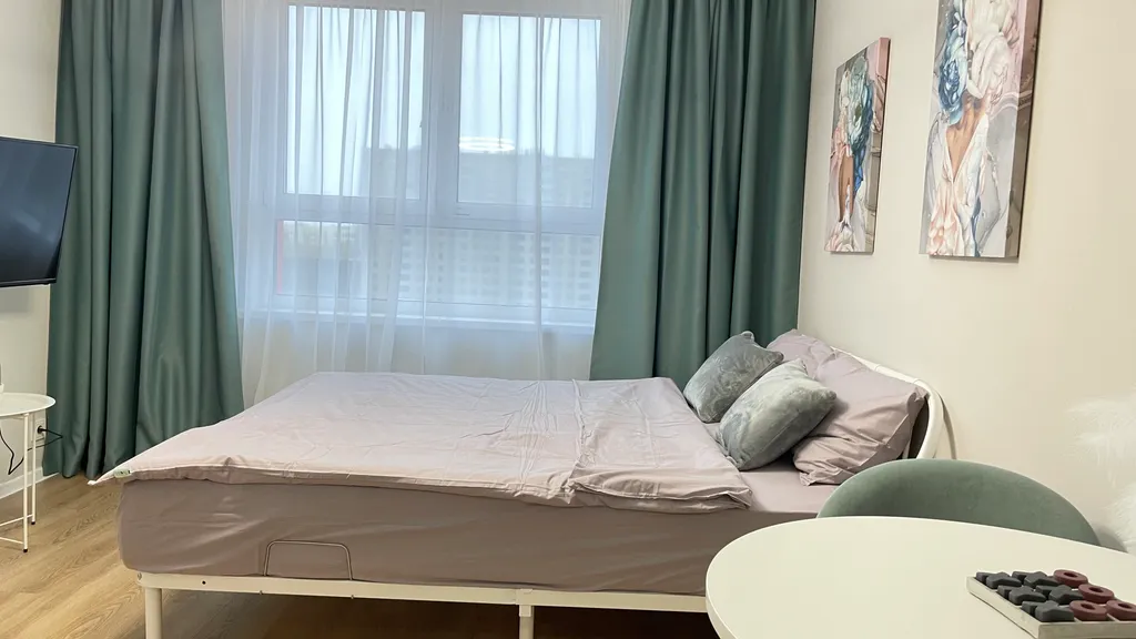 Чистая светлая студия