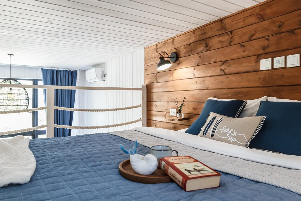 Коттедж Тини Хаус с мансардным окном от Дом Шелуха (Sheluha house) — Можайск