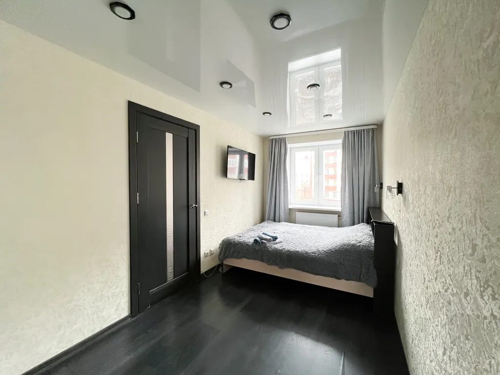 2‑комн. квартира в центре Мурманска на ул. Коминтерна, 17