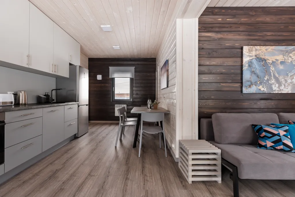 Коттедж Новый комфортабельный дом на берегу лесного озера Маролампи — Стеклянный