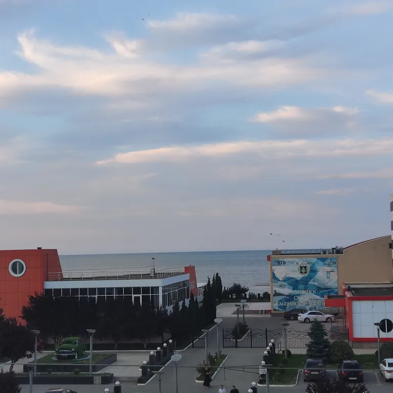 Уютная квартира с видом на море в центре города — аренда посуточно в Каспийск