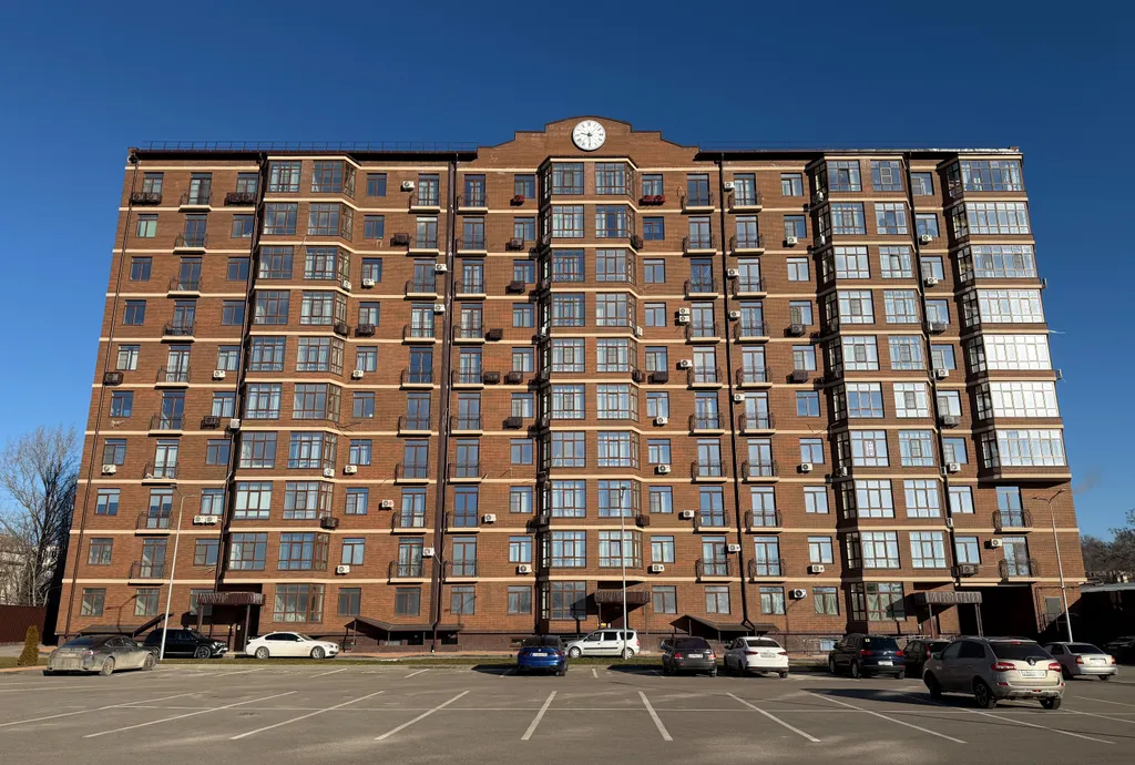 Новый апартамент в Доме с часами, вид на Эльбрус, первая сдача