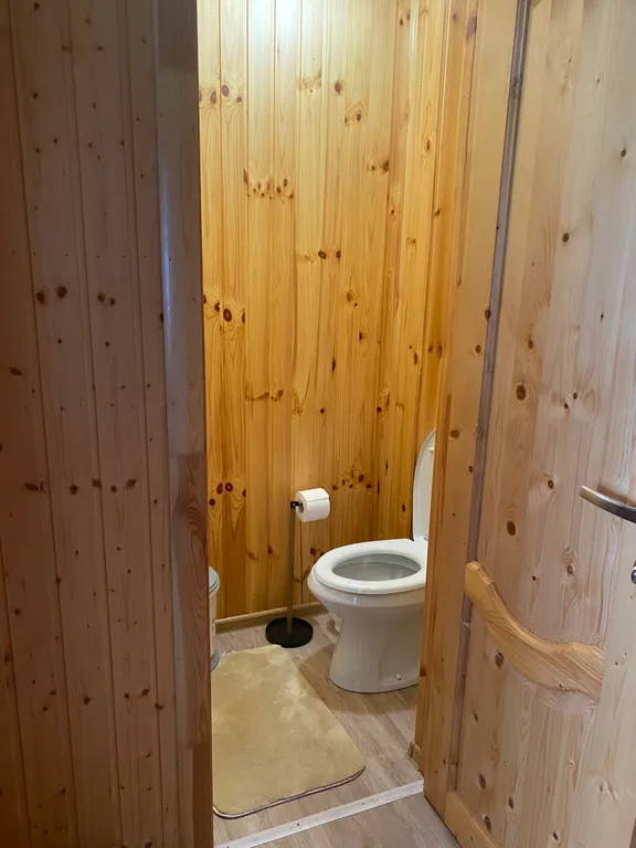 Шале у реки