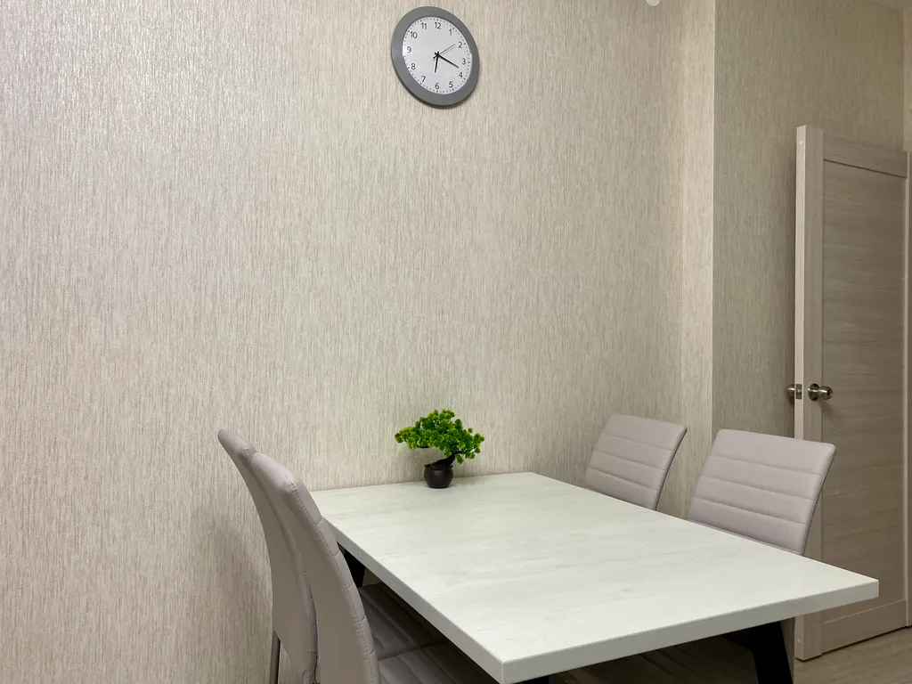 Евро-двухкомнатная с шикарным видом на реку Кама и город