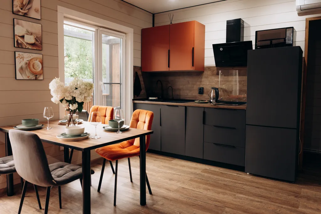 Абсолютно новый дом с баней, включена в стоимость, и горячей купелью