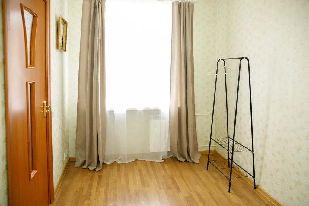 Светлая 2-комнатная квартира с библиотекой на Студенческом бульваре у ПетрГУ