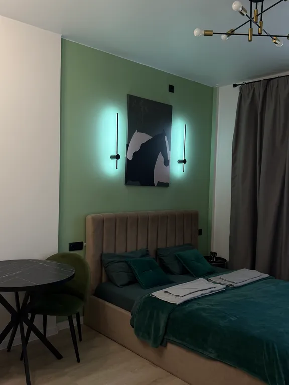 Квартира Квартира Стильная студия в современном ж/к "Метрополис" — Красноярск