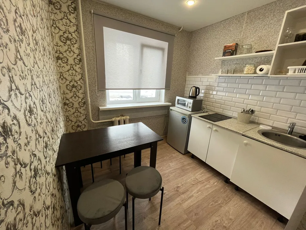 Live by bigwood, живи у склона