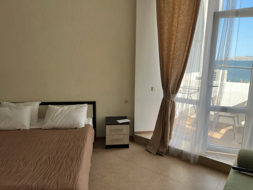 Квартира-студия на берегу моря