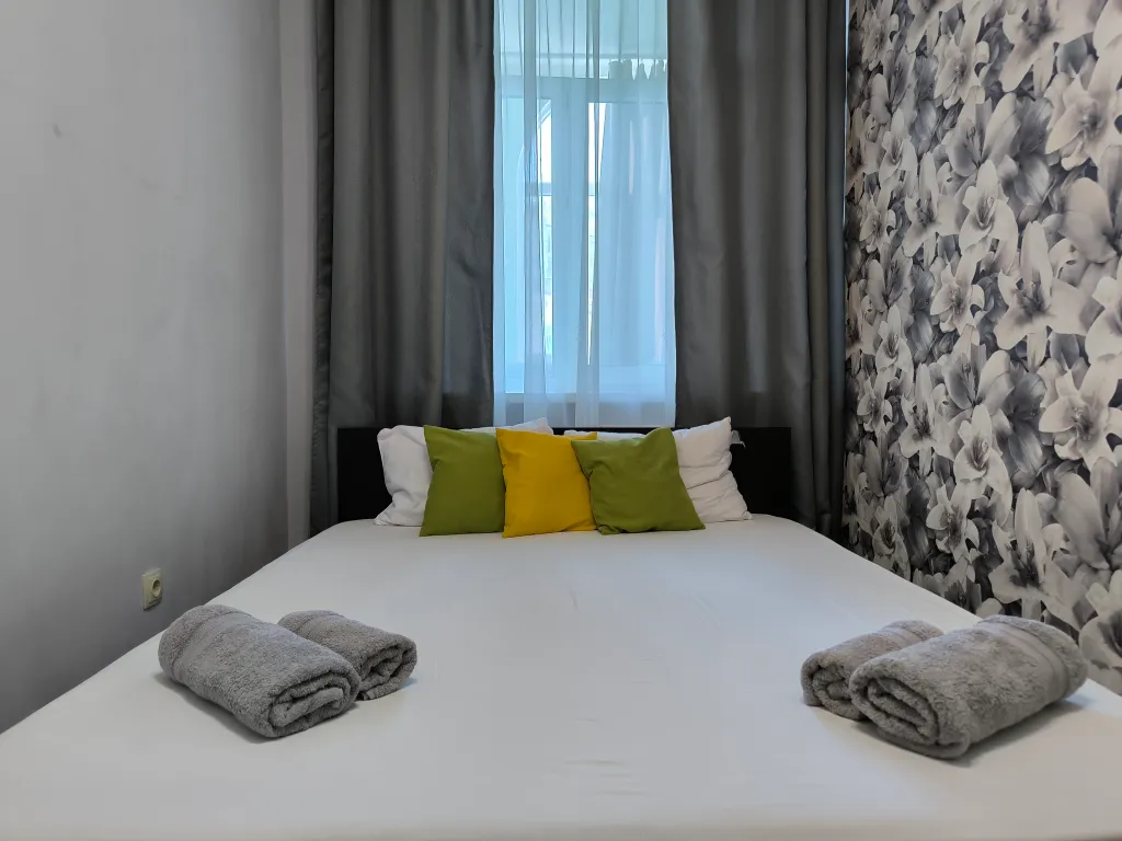 Квартира Квартира 2-комнатная у пляжа на 6 спальных мест с красивым видом — Севастополь