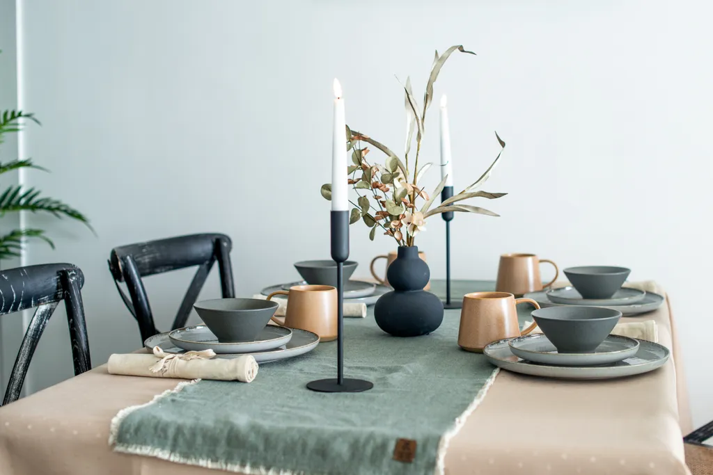 Ocean Breeze Retreat - Sea View Aesthetics