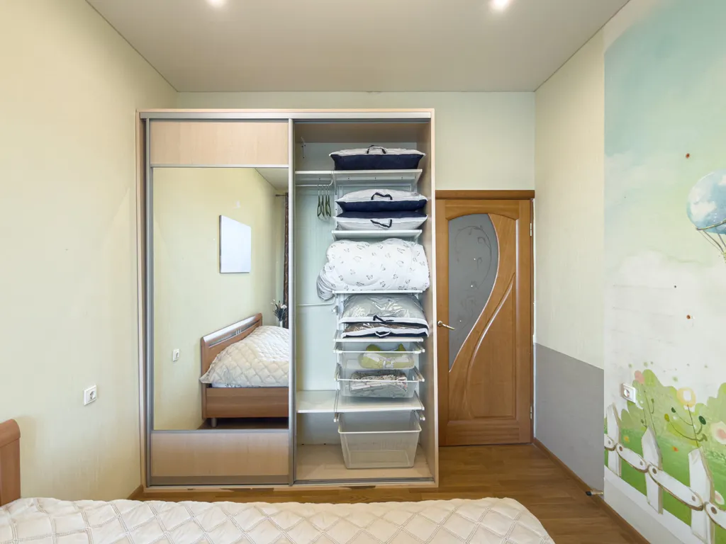 Евротрешка с подземной парковкой близко к центру