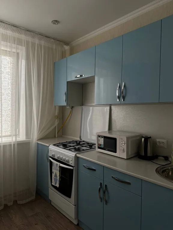 Чистая квартира рядом с парком Нефтехимиков