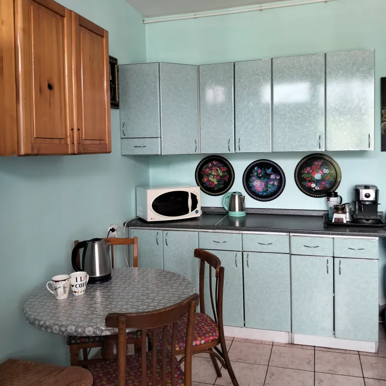 2 комнаты для большой семьи у  Черного моря