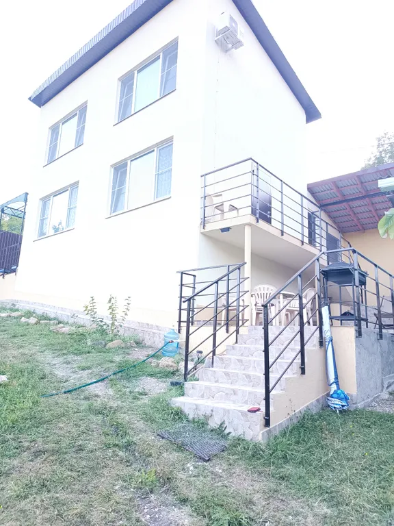 Уютный дом дупликс (правая половина) рядом с морем