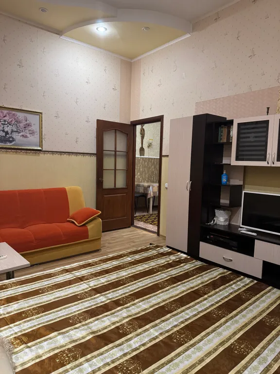 Коттедж Двухкомнатный домик с внутренним двориком в центре города — Евпатория