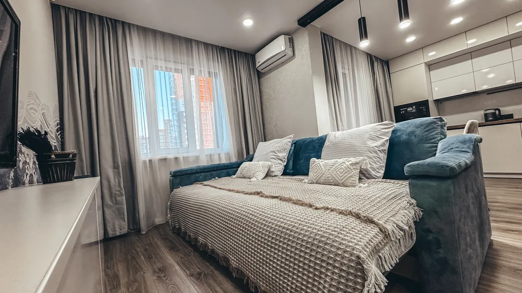 Стильная и просторная студия с бесконтактным заселением