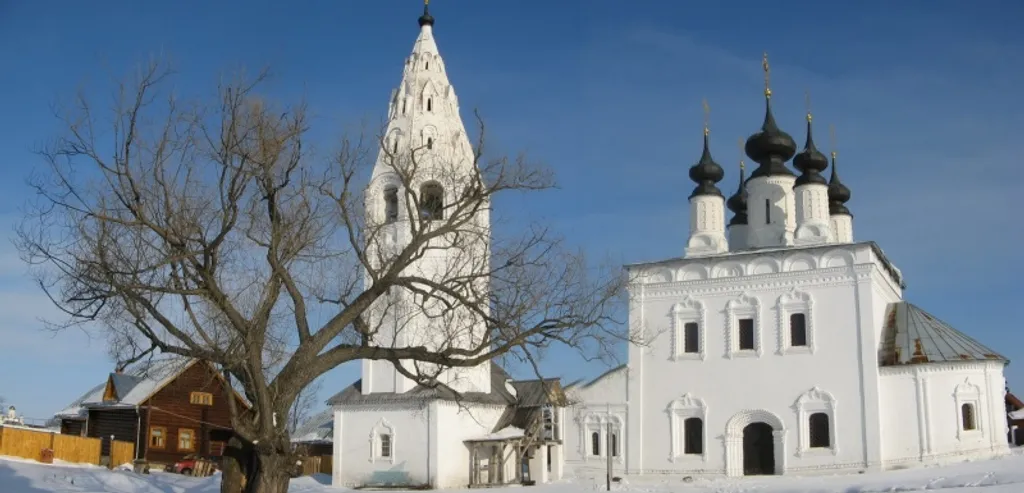 Гостевой дом Русская изба с баней на панорамном берегу