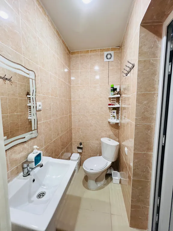 Домик с красивым двором