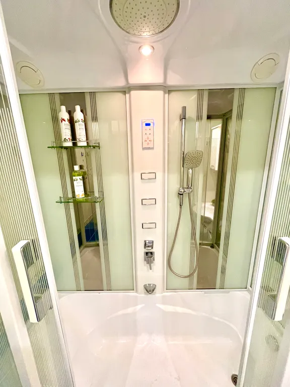 Шикарная двушка на ул. Арцыбушевской