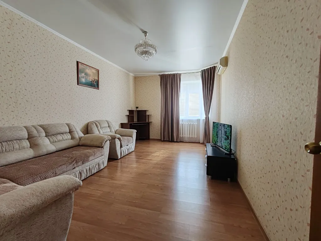 Уютная квартира возле МНТК имени Фёдорова