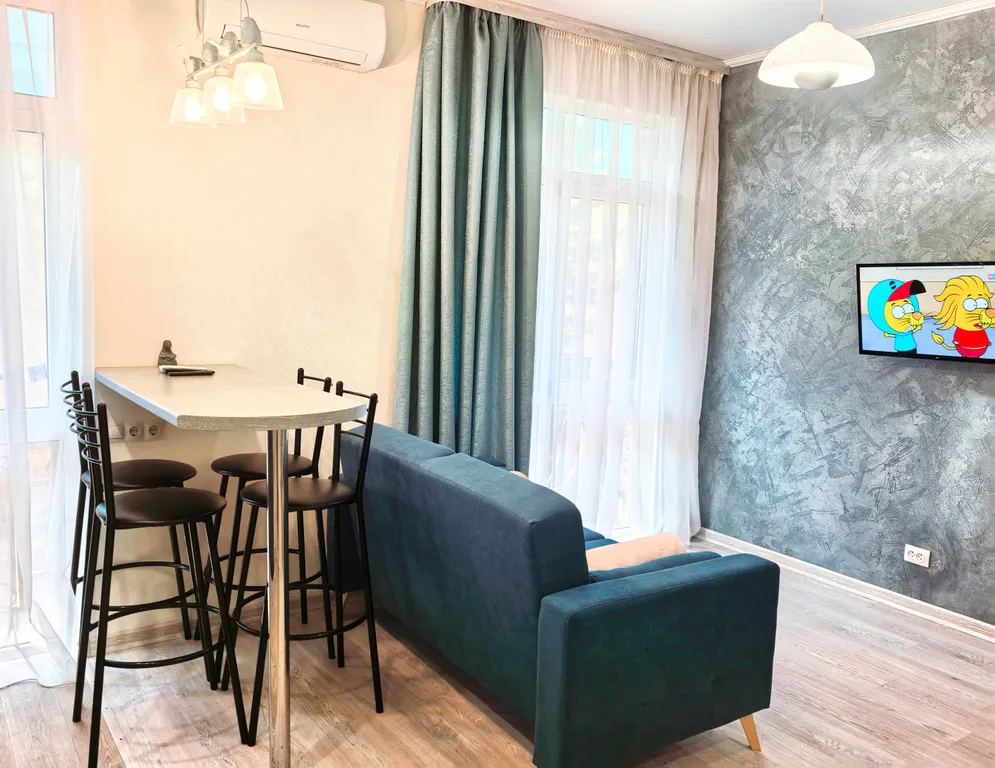 Квартира Квартира у Чёрного моря и гор — Сириус