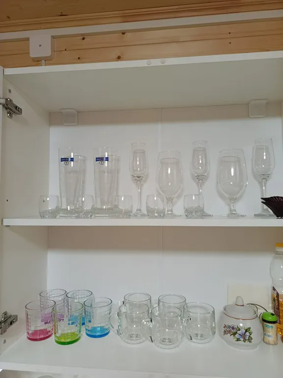 Половина 2х этажного коттеджа с отдельным входом