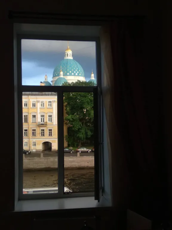Квартира Квартира в центре с видом на фонтанку и купола — Санкт-Петербург
