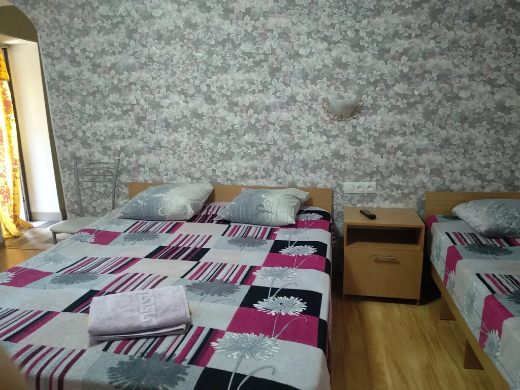 Квартира 1-комнатная Квартира — Евпатория