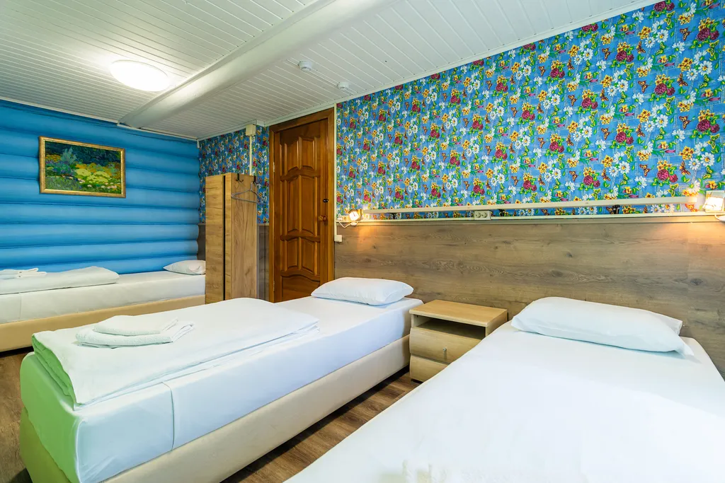 Дом с беседкой с видом на Волгу