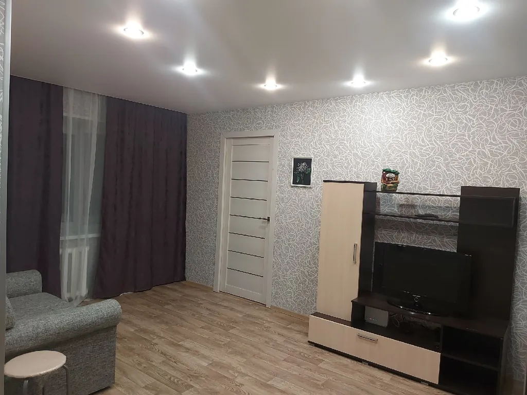 2-х комн. Квартира на 2 этаже теплого дома вблизи горнолыжного склона