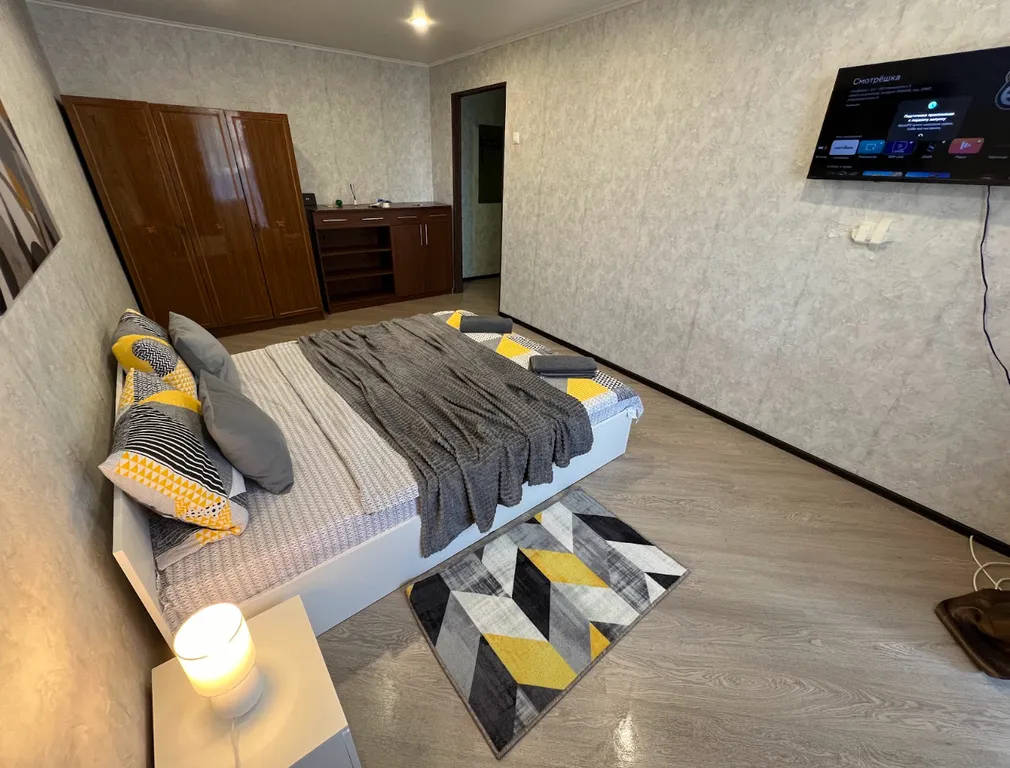 Апартаменты Комфорт рядом с жд Вокзалом, Бел Полка 44