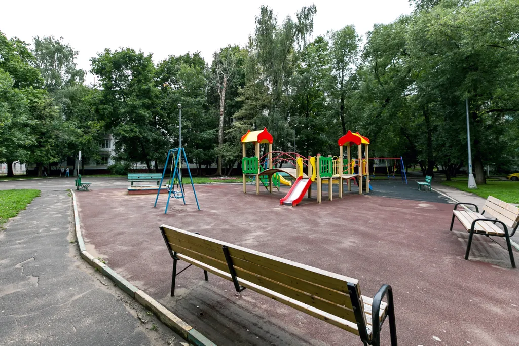Apartment tsaritsyno with parking nearby